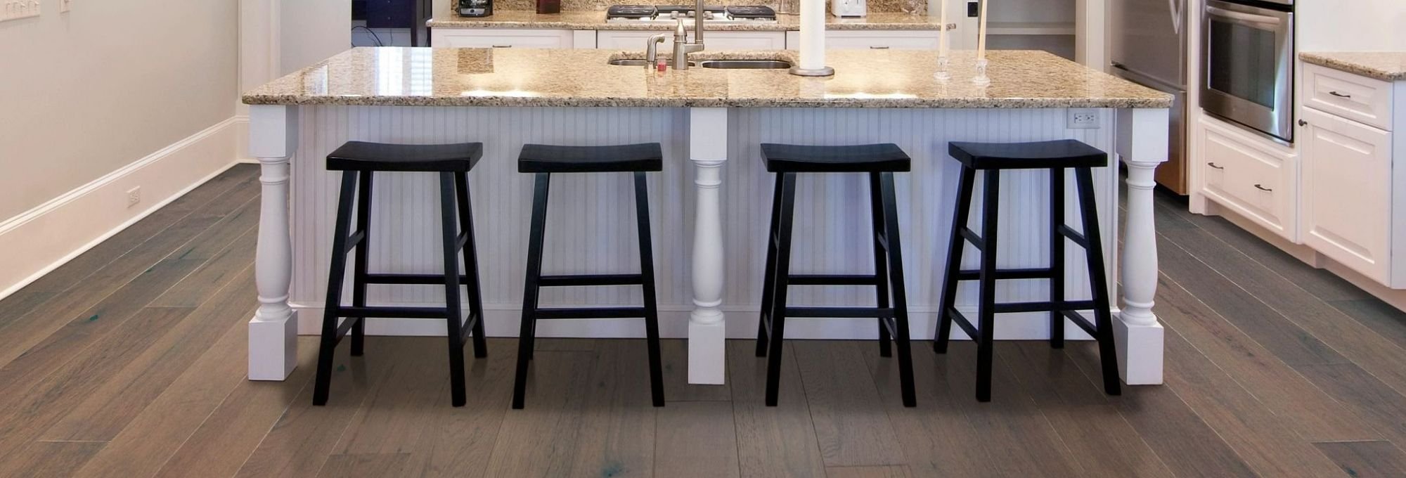 dining room hardwood with island table on Winter Park, FL area